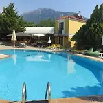 Hotel Alisa *